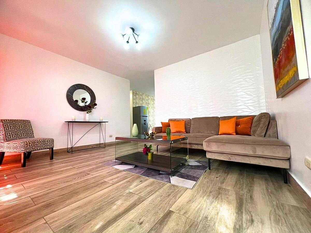 Harmony II Santiago Apartamento-Piscina-Gym -Aire Acondicionado Сантьяго-де-лос-Трейнта-Кабальєрос Екстер'єр фото